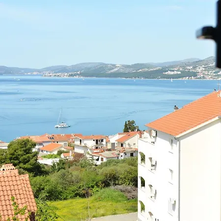 Tećo Mit Pool Trogir