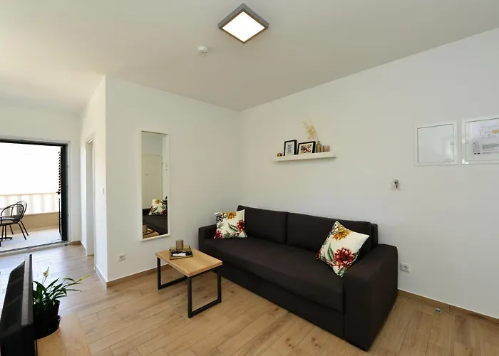 Teco Mit Pool * טרוגיר